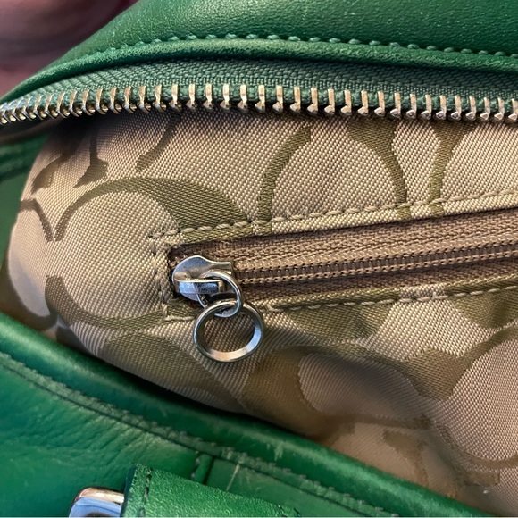 Vintage Coach Hampton Carryall Leather Shoulder Bag - Green - Picture 13 of 13